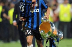 国际米兰：历史首个三冠王的辉煌时刻与穆里尼奥的传奇结合