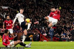 曼联对纽卡：节礼日之战的背后逻辑与欧冠扩军的影响