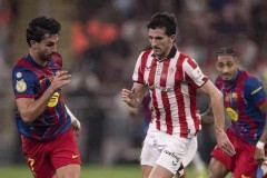 西甲榜首大战：巴萨防线四大主力全伤，莱万戴面具火线复出，圣马梅斯球场迎来最残破的宇宙队