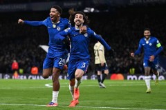 足坛悲喜一夜！欧冠冠军1-3爆大冷，多特6连胜，AC米兰23轮不败，切尔西4-0晋级