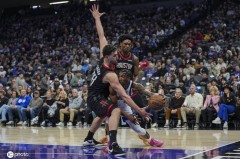 火箭3连败球队到底咋啦？一场巨大危机正在队内酝酿