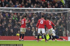 马丁内斯怒斥曼联丢分：狼队平局揭示红魔隐患