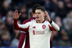 核心之争！维尔茨10号位重获新生，没有萨拉赫的利物浦能走多远