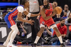 小卡26+8哈登19+7+7 科林斯25分快船逆转残阵活塞