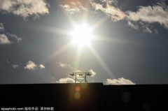 曼联任意球战术：费尔南德斯与芒特的默契配合