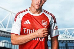 “温和的教授”——亨利勉励约克雷斯不要急于进球