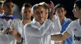 7分差距+欧冠绝境！穆里尼奥的本菲卡生涯，只剩10天决定去留