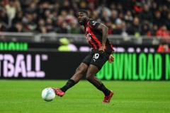 扫地出门！AC米兰批准，4500万废柴转投英超！追逐西甲银靴