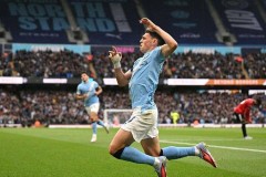 8分劣势2轮抹平！瓜迪奥拉调整策略，哈兰德补强短板，曼城回来了